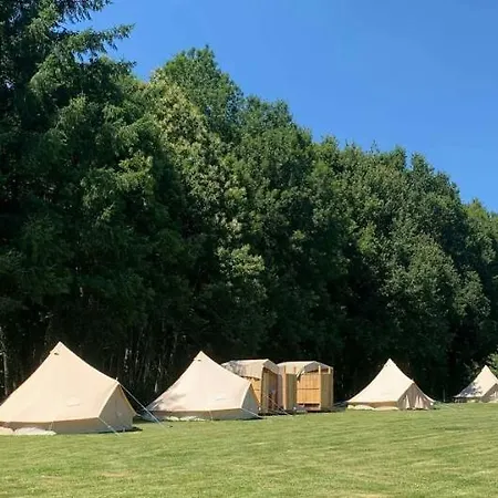 Luxe tent Au Pre Fleuri Eco Glamping
