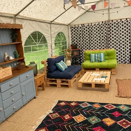 Au Pre Fleuri Eco Glamping Le Lindois